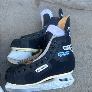 Bauer Charger Hockey Skates Regular Width Size 3 (Used)