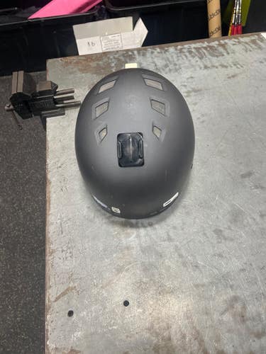 Used Giro Snowsport Helmet Youth None One Size 11337-S000476212