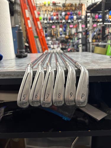 Used Taylormade M4 Mens Iron Set RH 5I-PW 11337-S000469383
