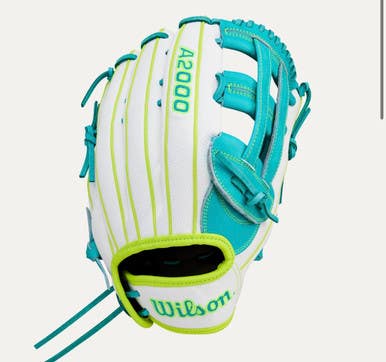 New A2000 RHT 12.25IN SPRING 2026 FP50 11834-WILWBW1042371225