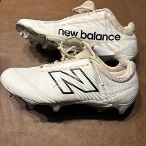 White Men's Size M 10.0 (W 11.0) Adult New Balance Burn X4 Low Top Molded Cleats (Used)
