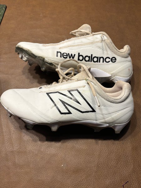 White Men's Size M 10.0 (W 11.0) Adult New Balance Burn X4 Low Top Molded Cleats (Used)