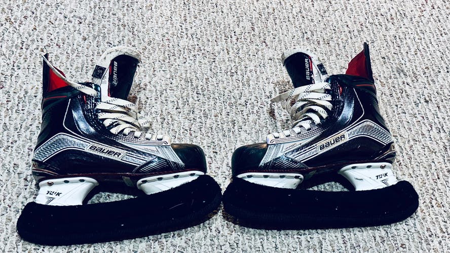 2015 Bauer Vapor 1X Hockey Skates Extra Wide Width Size 5.5 (Used)