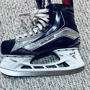 2015 Bauer Vapor 1X Hockey Skates Extra Wide Width Size 5.5 (Used) make me an offer