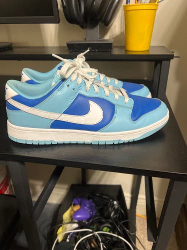 Men's Size M 10.0 (W 11.0) Nike Dunk Low Shoes (Used)