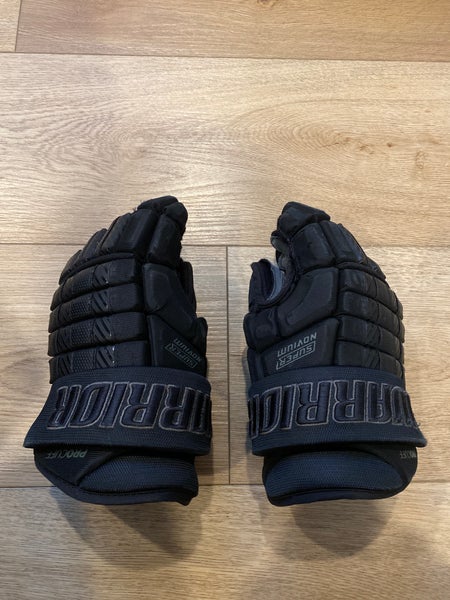 Warrior Super Novium Gloves 12" (Used)