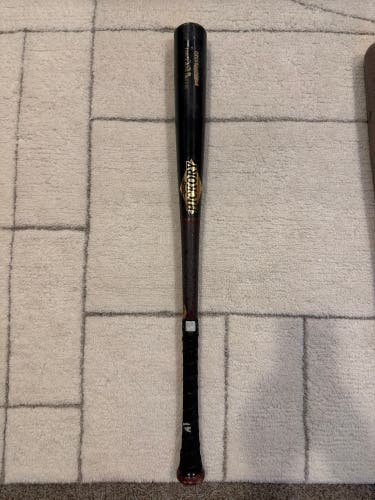 Old Hickory 28NA Bat (-3) 29 oz 32" (Used)