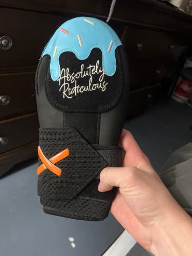 Black Senior Sliding Mitt (New)