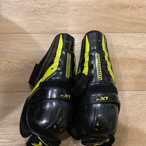 Junior Warrior Alpha LX 40 11" Shin Pads (Used)