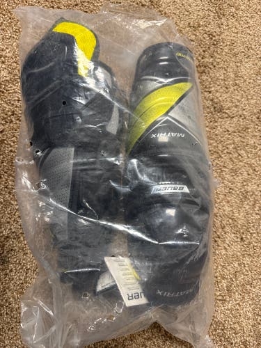 Junior Bauer Supreme Matrix 11" Shin Pads Pro Stock (New)