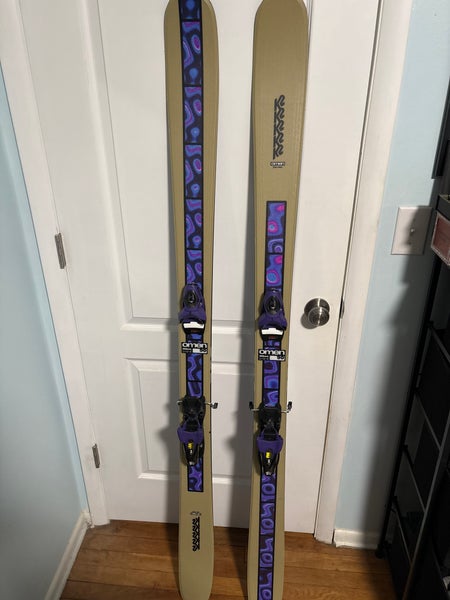 Unisex 2025 K2 Omen 90 169 cm Park Skis With Bindings Max Din 11 (New)