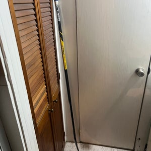 Senior Fischer CT800 Right Handed Hockey Stick Heel Pattern 75 Flex (Used)