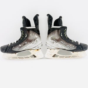Custom Bauer Vapor HyperLite Hockey Skates-7.5 DA-263