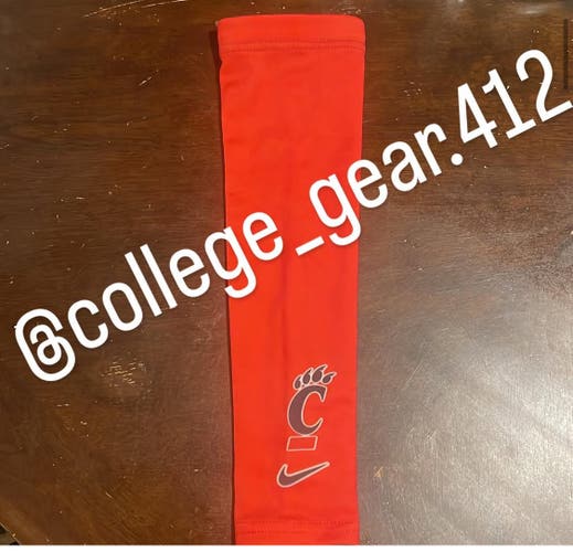 Red Medium Men's Nike Compression (New)