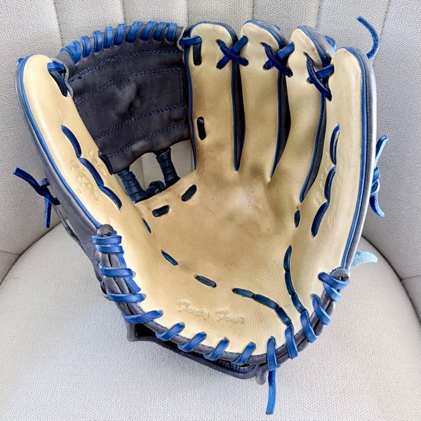 44 Pro RH Pro44 Baseball Glove 12.25" (Used)