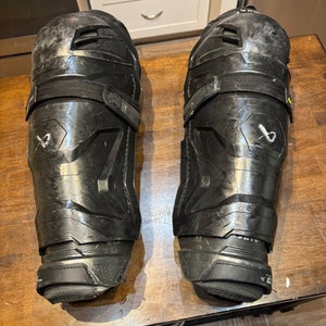 Senior Bauer Supreme M5 Pro 15" Shin Pads (Used)