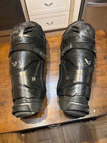 Senior Bauer Supreme M5 Pro 15" Shin Pads (Used)