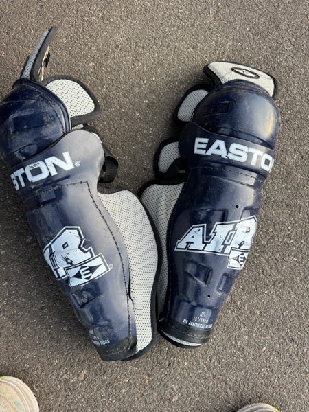 Junior Easton 15" Shin Pads (Used)