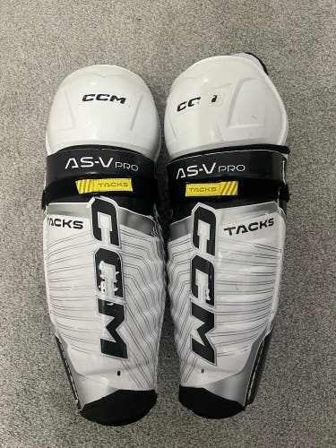 Senior CCM Tacks AS-V 15" Shin Pads Pro Stock (Used)
