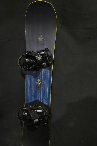 NIDECKER SCORE SNOWBOARD SIZE 152 CM WITH SALOMON LARGE BINDINGS