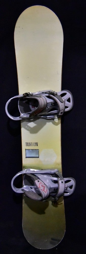 BURTON TROOP SNOWBOARD SIZE 154 CM WITH LARGE BINDINGS