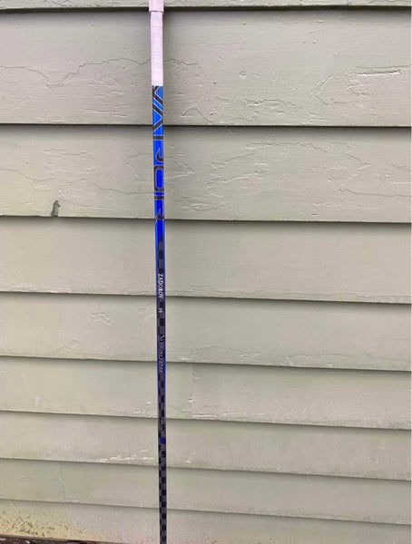 Senior Bauer Vapor Hyperlite 2 Left Hand Hockey Stick P28M 102 Flex Pro Stock (Used)