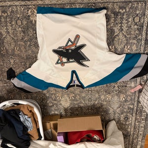 San Jose Sharks Jersey Size Large