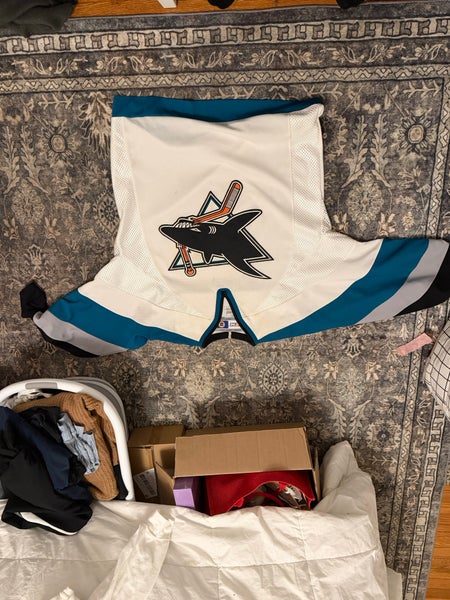San Jose Sharks Jersey Size Large