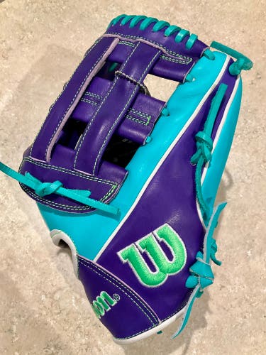 Wilson A2000 dw5 RH Infield Baseball Glove 12" (New)