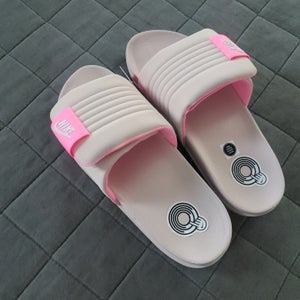 Pink Unisex Adult Nike Sandals (New)
