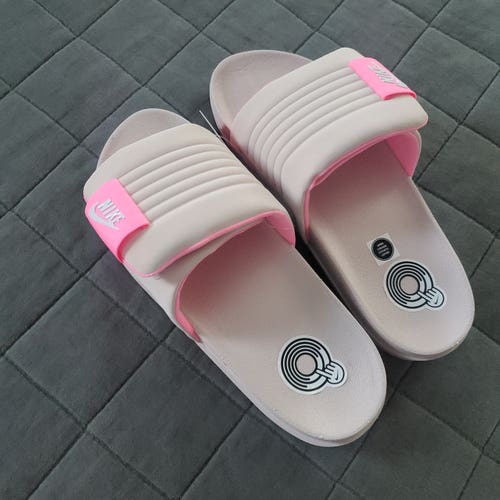 Pink Unisex Adult Nike Sandals (New)