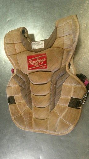 Used Rawlings CHEST PROTECTOR Catchers Chest Protector Grey Adult 11868-S000067191