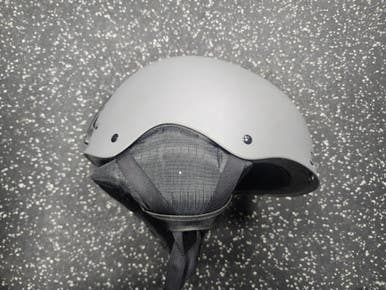 Used Smith Snowsport Helmet Adult Grey LG 11849-S000035965