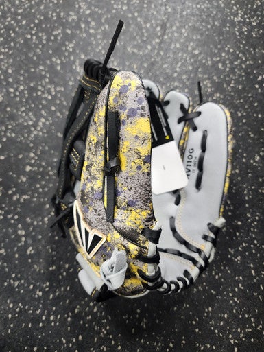 New Easton Havoc 11" Rht Youth 11849-EASEHV110