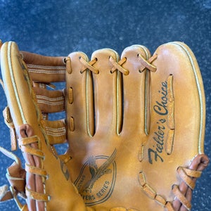 Used Spalding 42-247 BB/SB Glove RH Throw Brown 11 1/2" 11849-S000036020