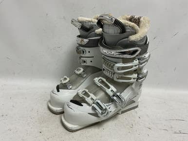 Used Salomon DIVINE 4 Womens DH Ski Boot White And Grey 255 MP - M07.5 - W08.5 11855-S000198237