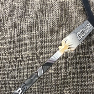 Intermediate Bauer Supreme 2S Goalie Stick Regular 23" Paddle (Used)