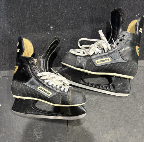 Senior Bauer Supreme 3000 Hockey Skates 10 (Used)