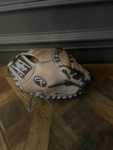 Rawlings Aaron Judge “The Foundation” RH Catcher's Baseball Glove 32.5" (Used)