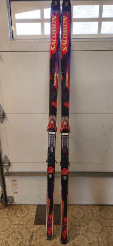 Salomon 204 cm Equipe 10 Skis With Bindings Max Din 10 (Used)