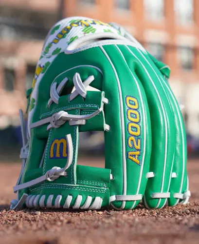 Wilson 1786 Shamrock Baseball Glove 11.50 inch WBW102148115 NEW