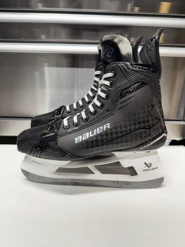 Bauer Supreme Shadow Hockey Skates Pro Stock Size 9.5 FIT 2 280mm (Used)