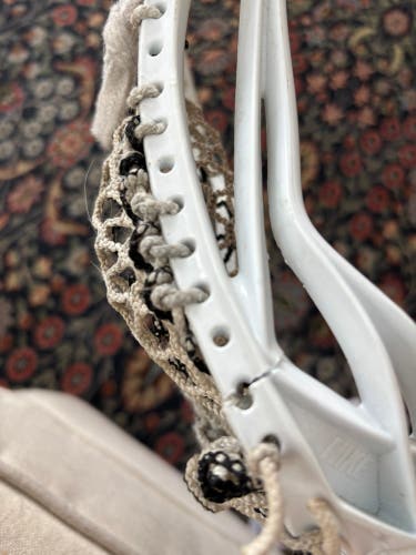 Nike CEO Used Stringing Head broken head