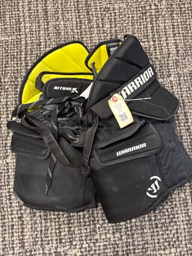 Black Junior Large Warrior Ritual X Hockey Goalie Pants (Used)
