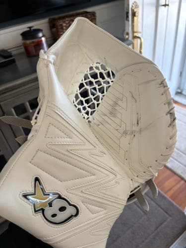 Brian's intermediate glove (Used)