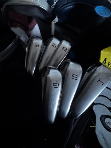 Men's 2022 TaylorMade P770 Right Handed Iron Set Stiff Flex Steel Shaft (Used) *MISSING 7 IRON*