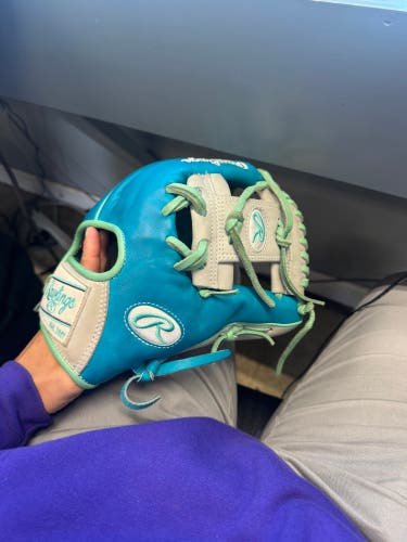 2025 Rawlings Heart of the Hide RH Infield Baseball Glove 11.5" (Used)