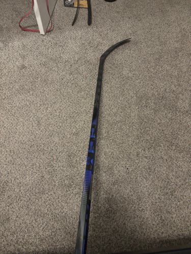 Senior CCM Ribcor Trigger 10 Pro Left Hand Hockey Stick P29 75 Flex (New)