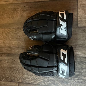 CCM U+ 08 Gloves 14" (Used)
