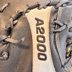 Wilson A2000 RH First Base Softball Glove 12" (Used)